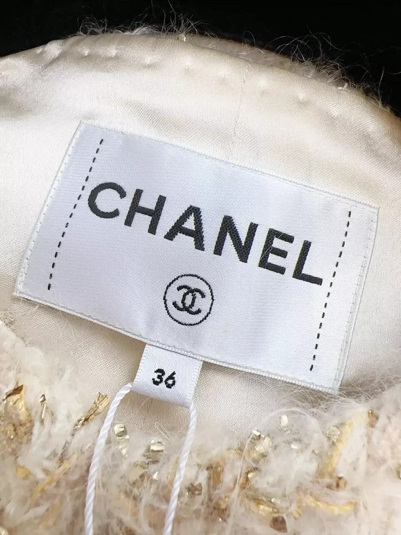 Chanel Chanel Ivory Four-Pocket Jacket Size S / US 4 / IT 40 - 7 Thumbnail