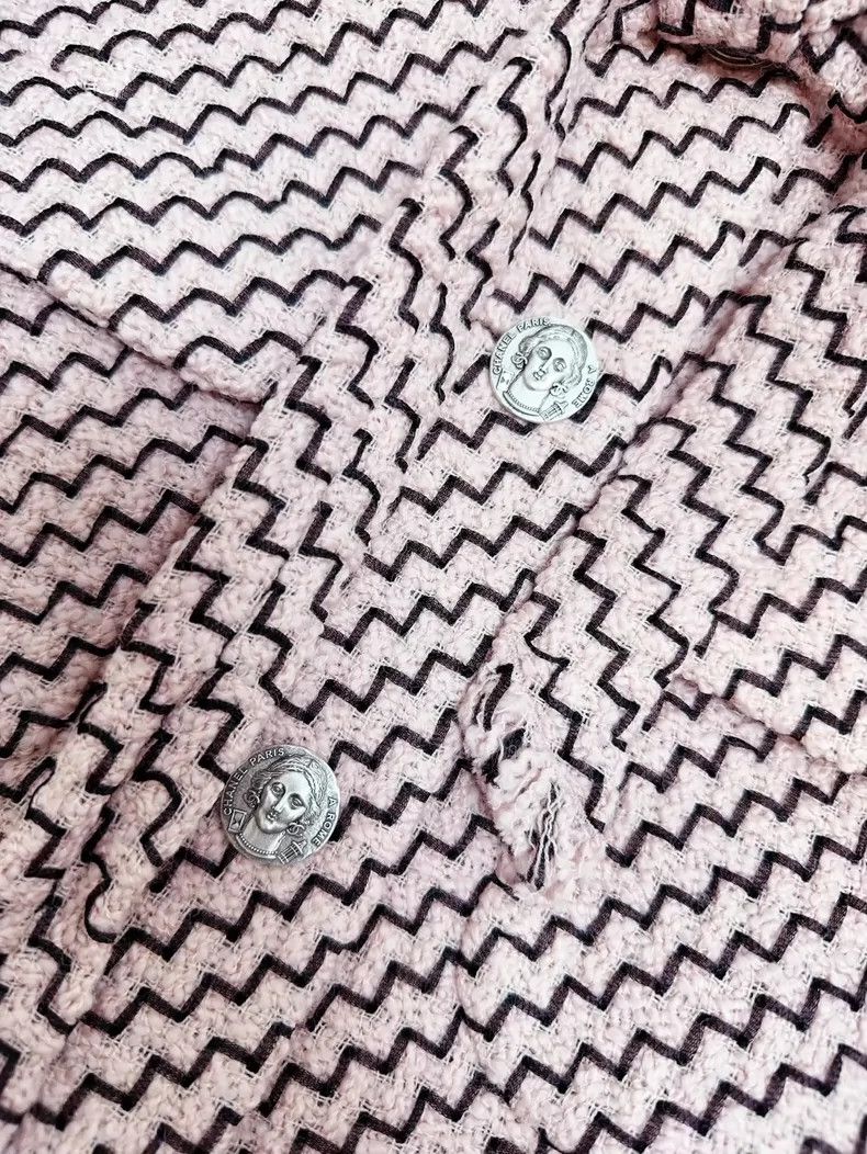 Chanel Chanel Pink Tweed Mid-Length Coat with Button Size S / US 4 / IT 40 - 4 Thumbnail