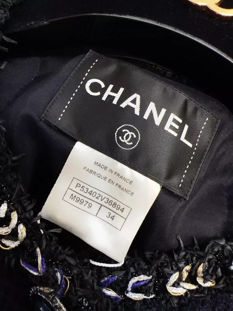 Chanel Chanel Blue Trimmed Jacket from Dubai Collection Size S / US 4 / IT 40 - 6 Thumbnail