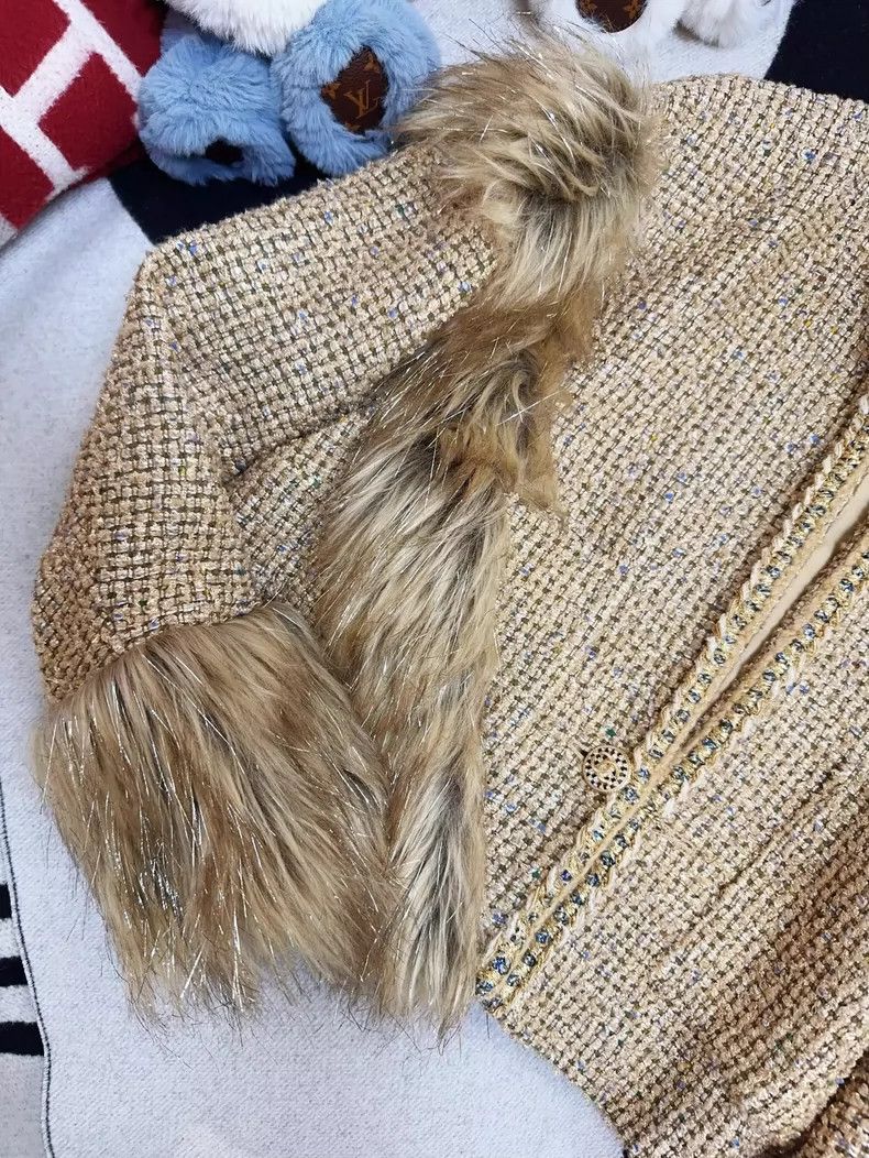 Chanel Chanel Gold Fringe Knit Jacket 21A Collection Size M / US 6-8 / IT 42-44 - 3 Thumbnail