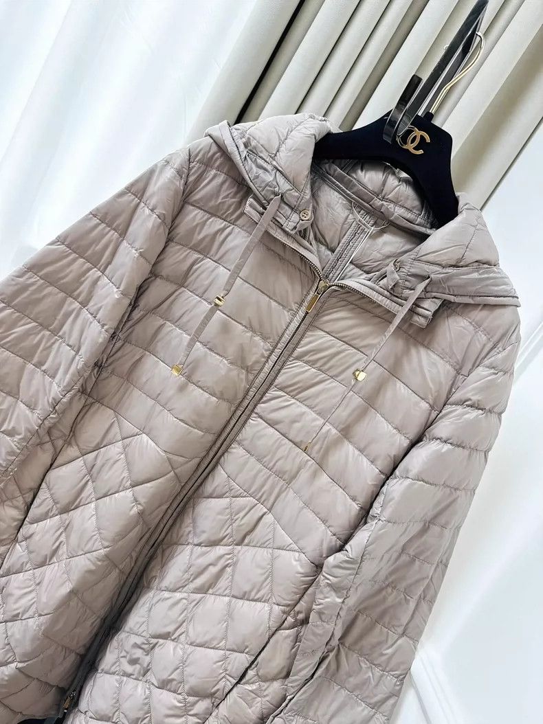Moncler Maxmara Light Khaki Long Sleeve Jacket Size M / US 6-8 / IT 42-44 - 3 Thumbnail