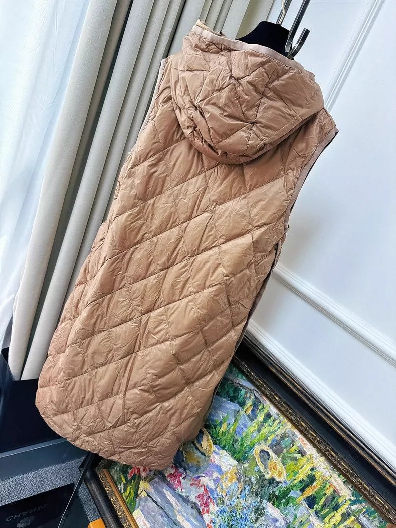 Moncler Maxmara Beige Long Hooded Down Vest Size M / US 6-8 / IT 42-44 - 2 Thumbnail