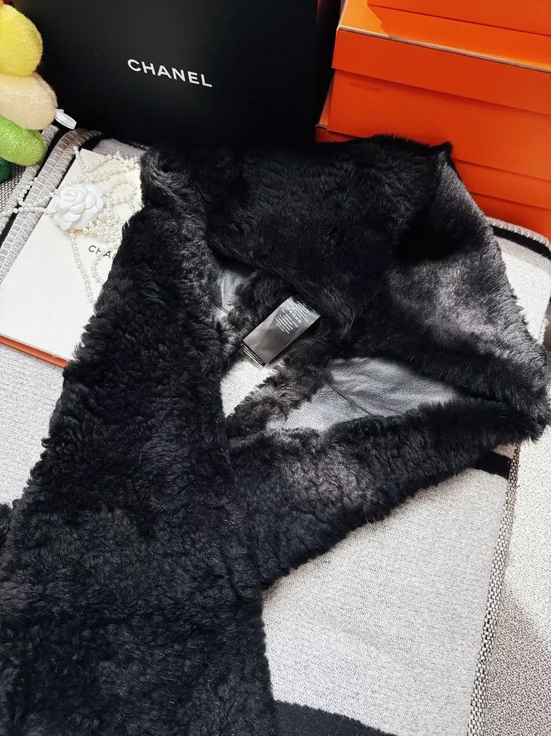 Yves Saint Laurent Yves Salomon Black Fur Hooded Scarf Shawl Size ONE SIZE - 2 Thumbnail