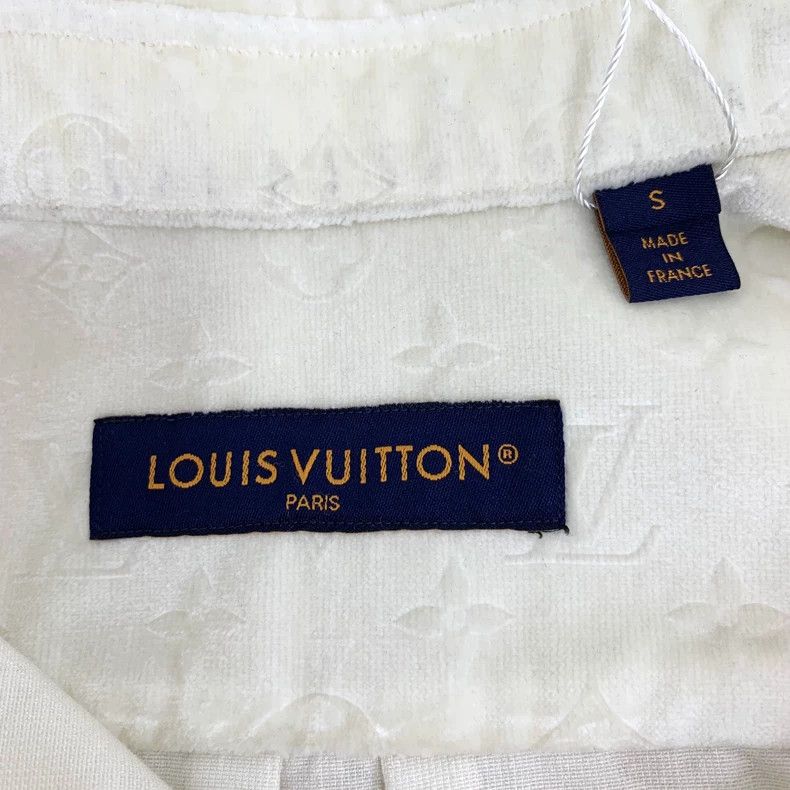 Louis Vuitton Louis Vuitton White Logo Long Sleeve Shirt Size S / US 4 / IT 40 - 5 Thumbnail