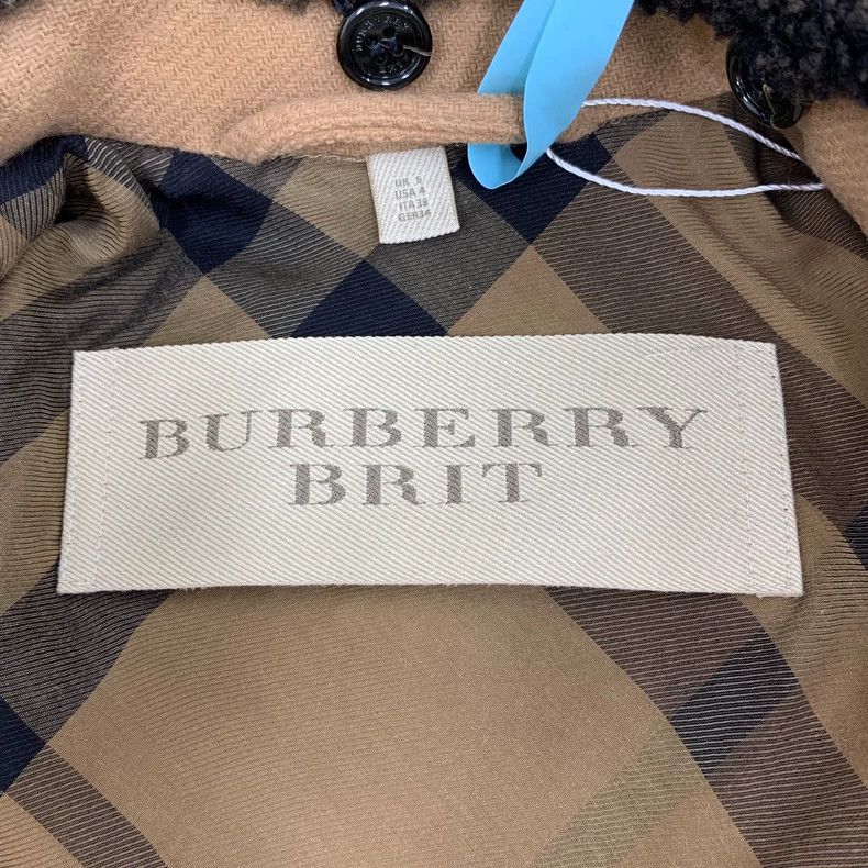 Burberry Burberry Camel Wool Peacoat with Fur Collar Size S / US 4 / IT 40 - 5 Thumbnail