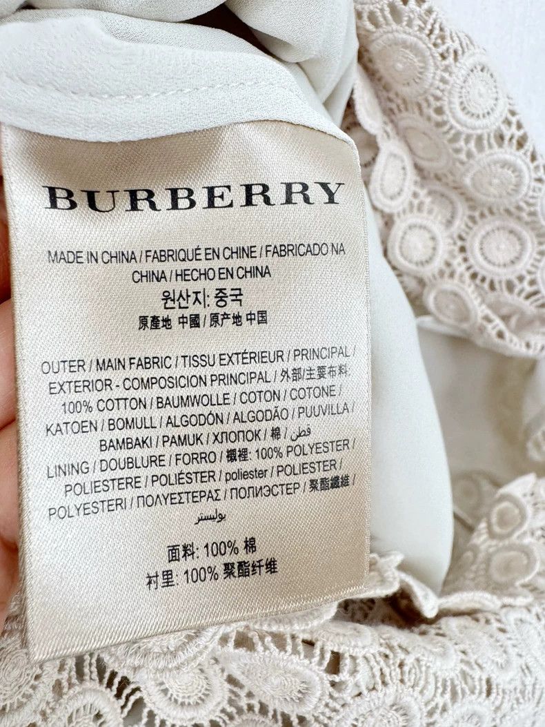 Burberry Burberry Lace Dress UK4 Size Size XS / US 0-2 / IT 36-38 - 3 Thumbnail