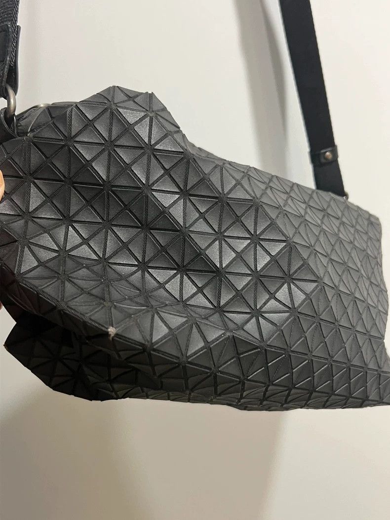 Issey Miyake Issey Miyake Black Crossbody Bag Size ONE SIZE - 5 Thumbnail