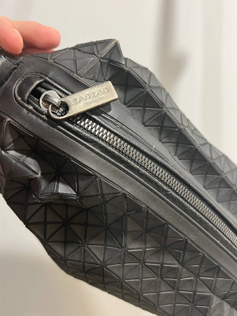 Issey Miyake Issey Miyake Black Crossbody Bag Size ONE SIZE - 6 Thumbnail