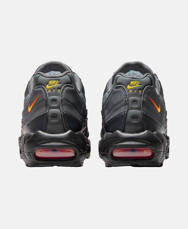 Nike Air Max 95 Sneakers Size US 9 / IT 39 - 2 Thumbnail