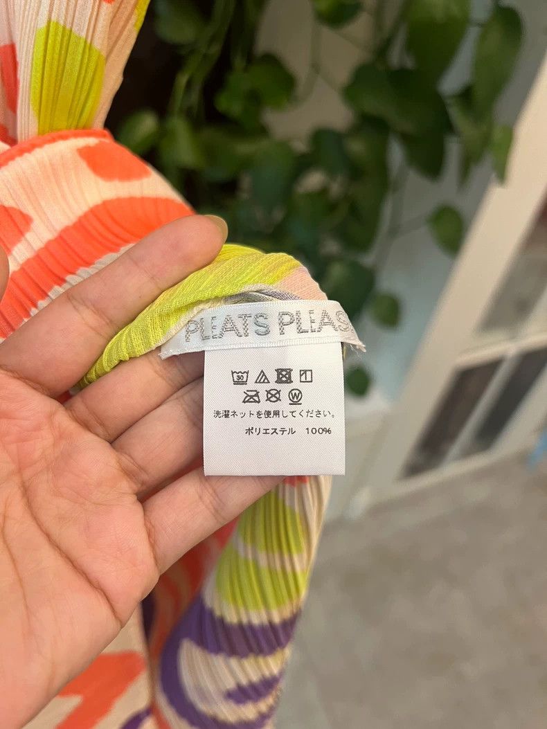 Issey Miyake Issey Miyake Pleated Dress with Colorful Patterns-yf Size 40" / US 18 - 3 Thumbnail