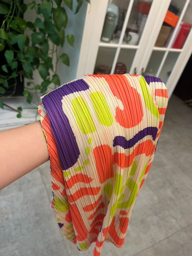 Issey Miyake Issey Miyake Pleated Dress with Colorful Patterns-yf Size 40" / US 18 - 6 Thumbnail