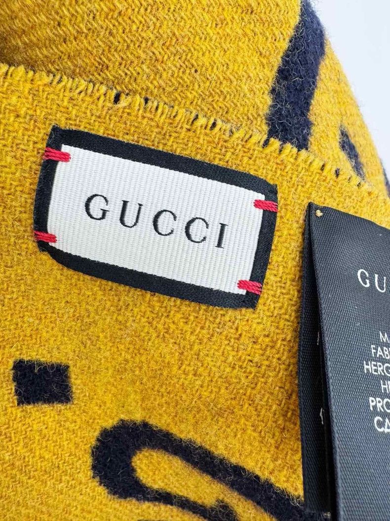 Gucci Gucci Yellow Wool Cape Shawl Size US M / EU 48-50 / 2 - 4 Thumbnail