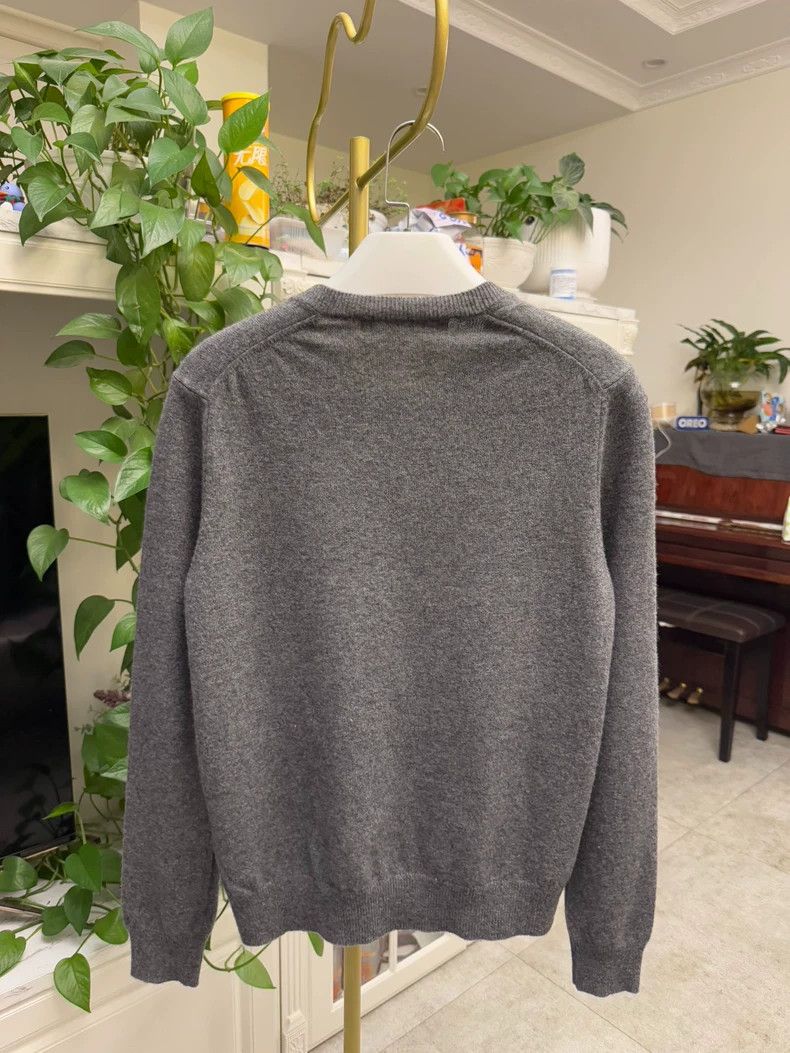Comme des Garcons PLAY Classic Grey Wool Cardigan with Heart Design Size L / US 10 / IT 46 - 8 Thumbnail