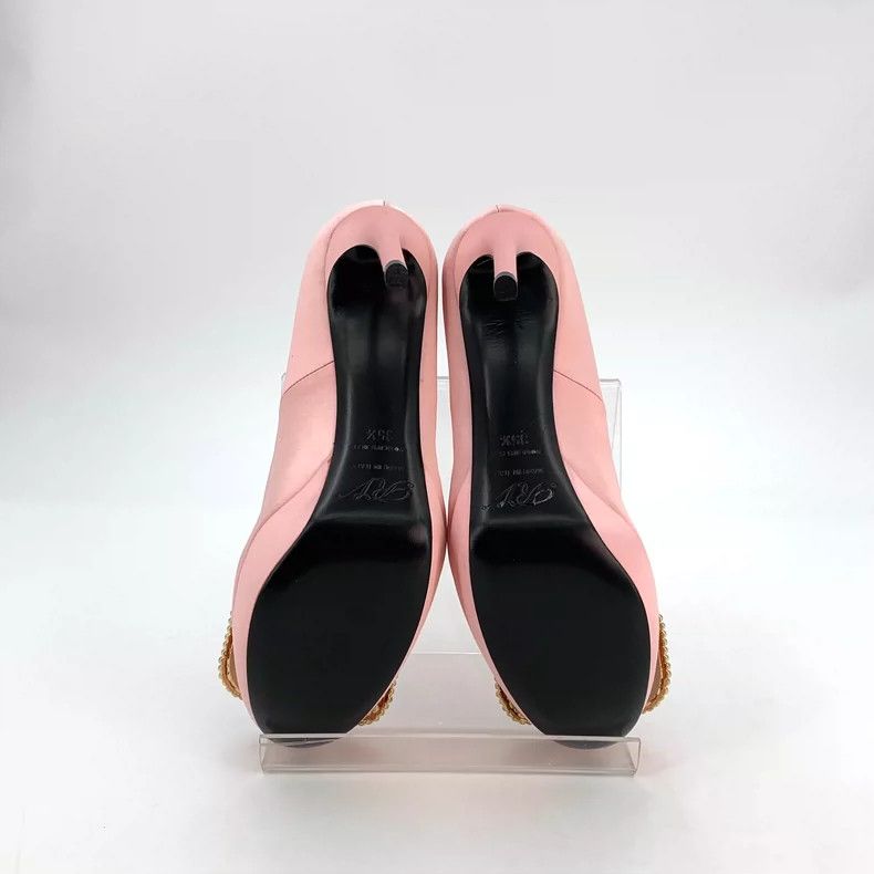 Roger Vivier Pink Satin High Heels with Buckle Detail Size US 5 / IT 35 - 6 Thumbnail