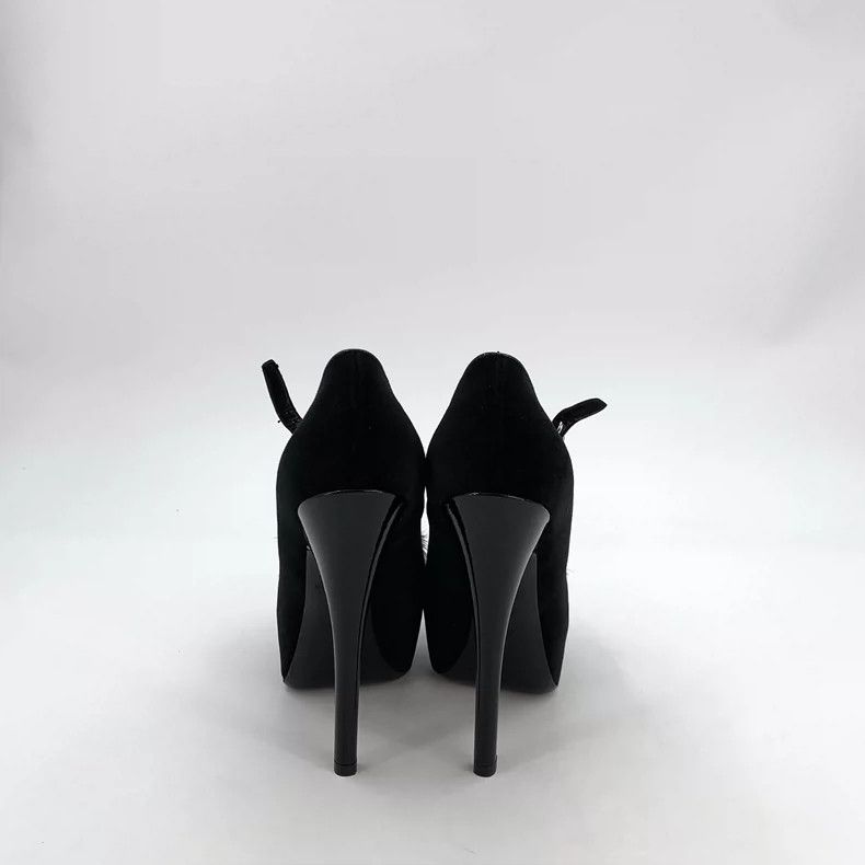 Louis Vuitton Black Fur Trimmed High Heels with Diamonds Size US 6 / IT 36 - 5 Thumbnail