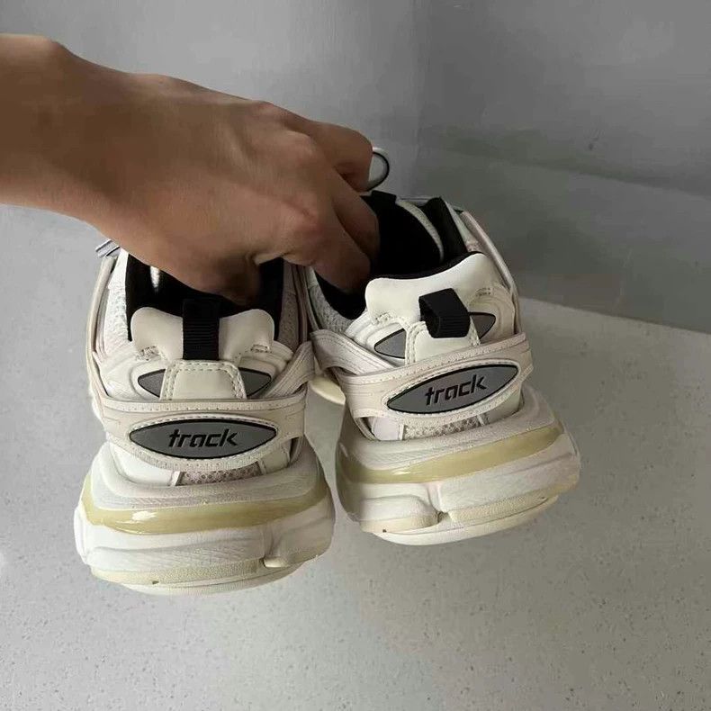 Balenciaga Balenciaga Track Sneakers Size 37 White Black Size US 6 / IT 36 - 4 Thumbnail