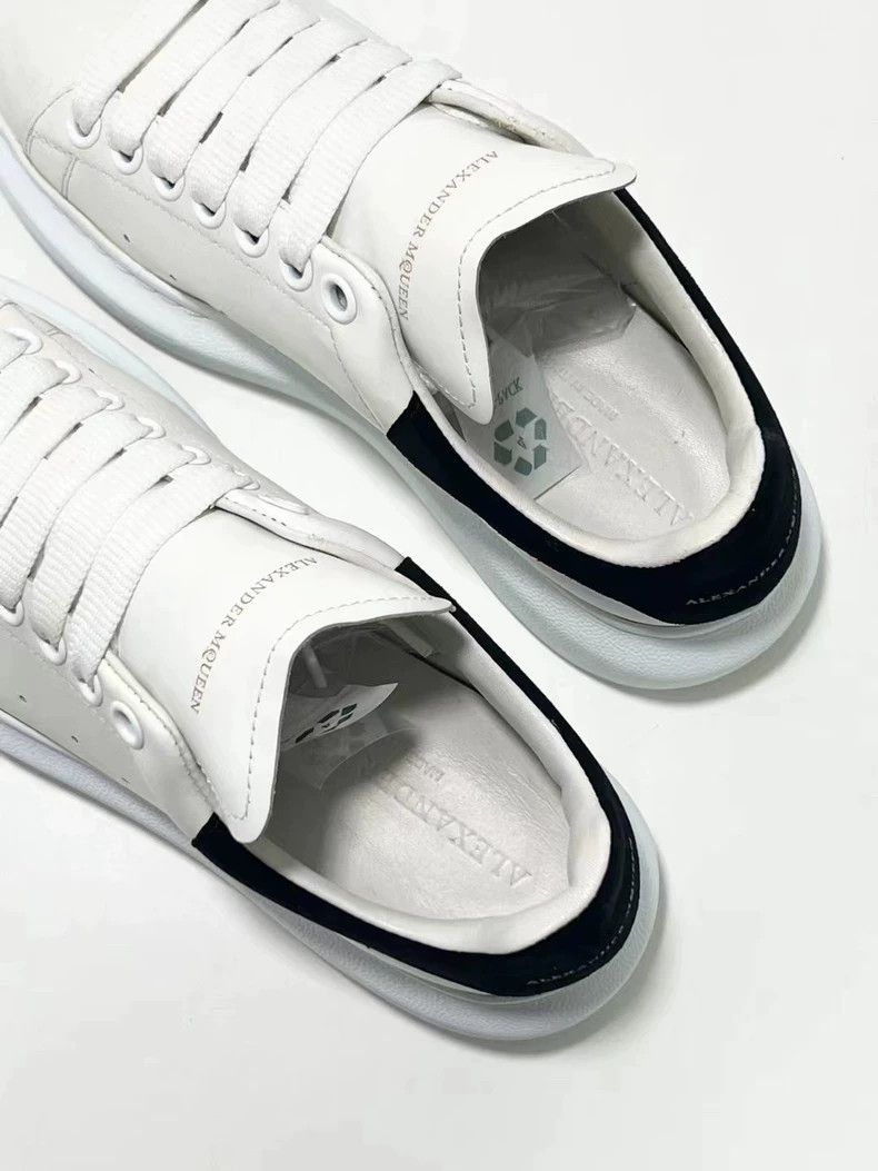 Alexander McQueen Alexander McQueen Low-Top Sneakers Size 37 Size US 6 / IT 36 - 4 Thumbnail