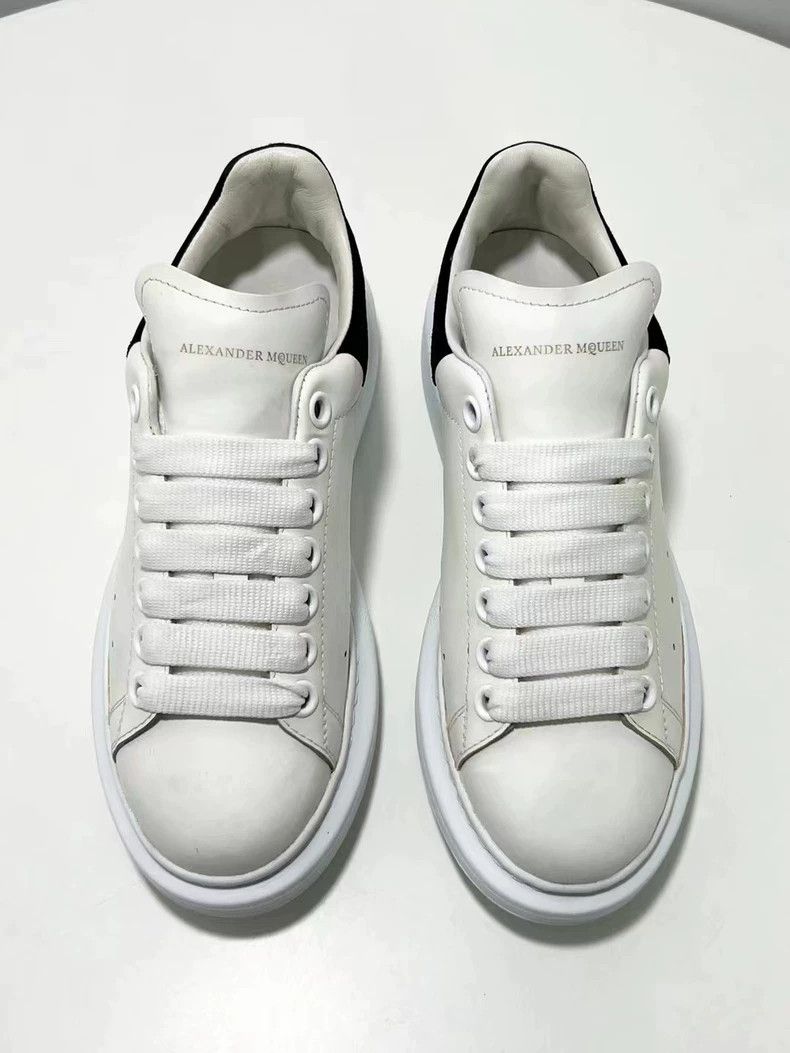 Alexander McQueen Alexander McQueen Low-Top Sneakers Size 37 Size US 6 / IT 36 - 3 Thumbnail
