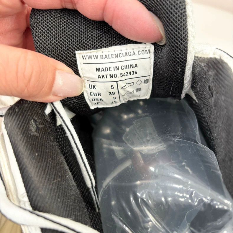 Balenciaga Balenciaga Track Sneakers Size 38 White Size US 7 / IT 37 - 4 Thumbnail