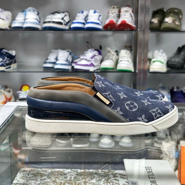 Louis Vuitton Louis Vuitton Logo Denim Slip-On Shoes Size US 8 / IT 38 - 3 Thumbnail