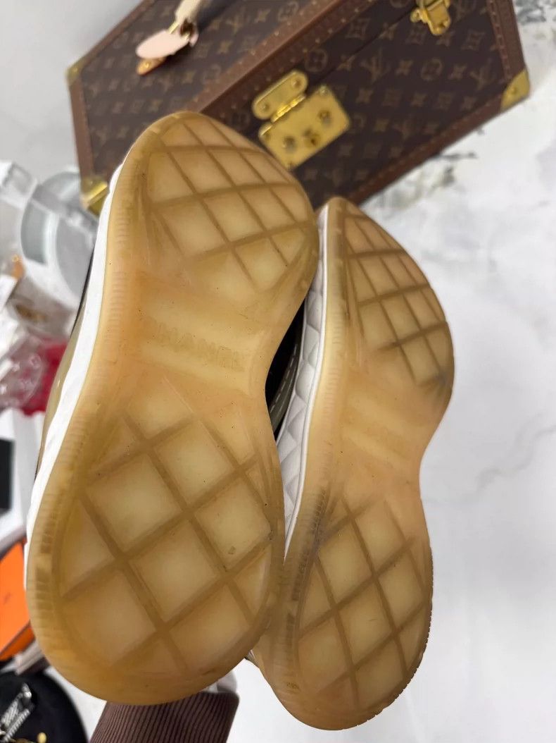 Chanel Chanel Color-Block Athletic Sneakers Size 38 Size US 7 / IT 37 - 6 Thumbnail