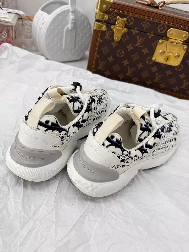 Dior Dior Black and White Sneakers Size 37 Size US 6.5 / EU 39-40 - 5 Thumbnail