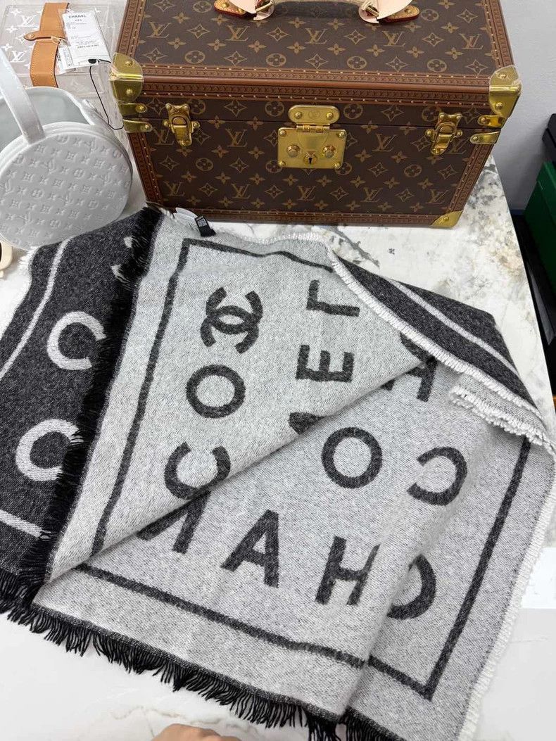 Chanel New Chanel Gray Logo Cashmere Scarf Wrap Size ONE SIZE - 3 Thumbnail