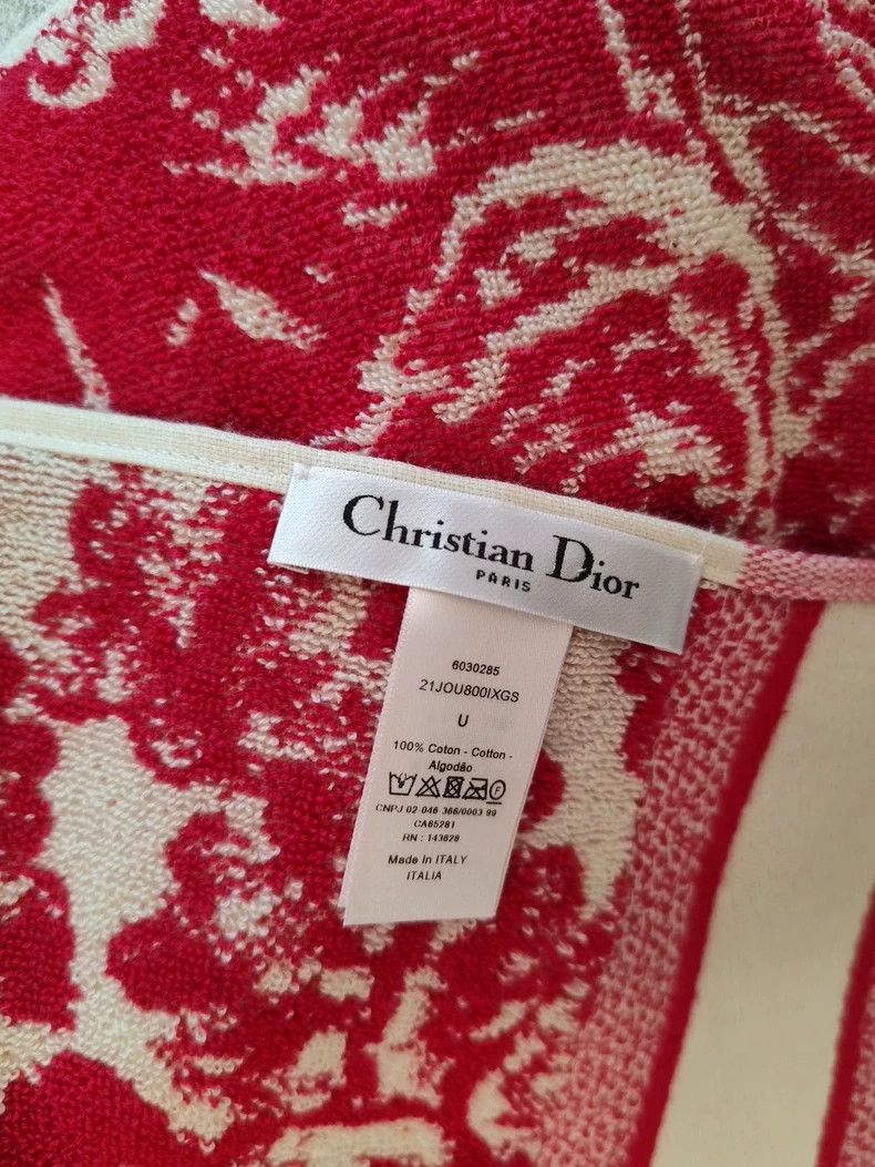 Dior New Dior Shawl and Thermos Gift Set Size US M / EU 48-50 / 2 - 4 Thumbnail