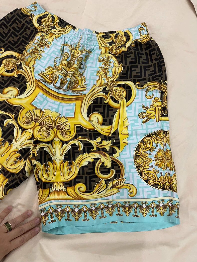 Fendi FENDI Versace Collaboration Shorts Size US 44 / EU 60 - 3 Thumbnail