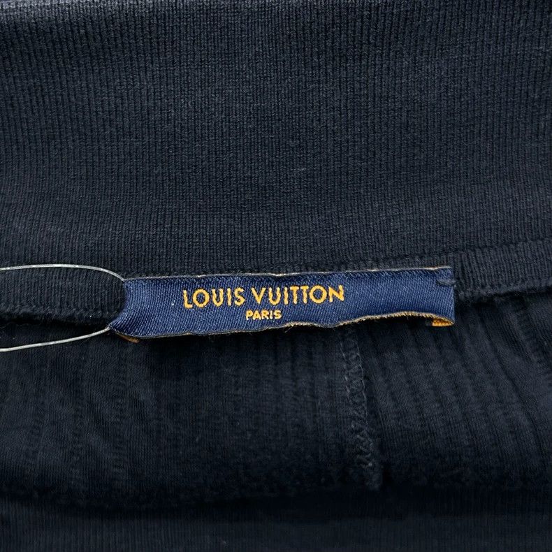 Louis Vuitton Louis Vuitton Space Cotton Logo Shorts Size US 30 / EU 46 - 4 Thumbnail