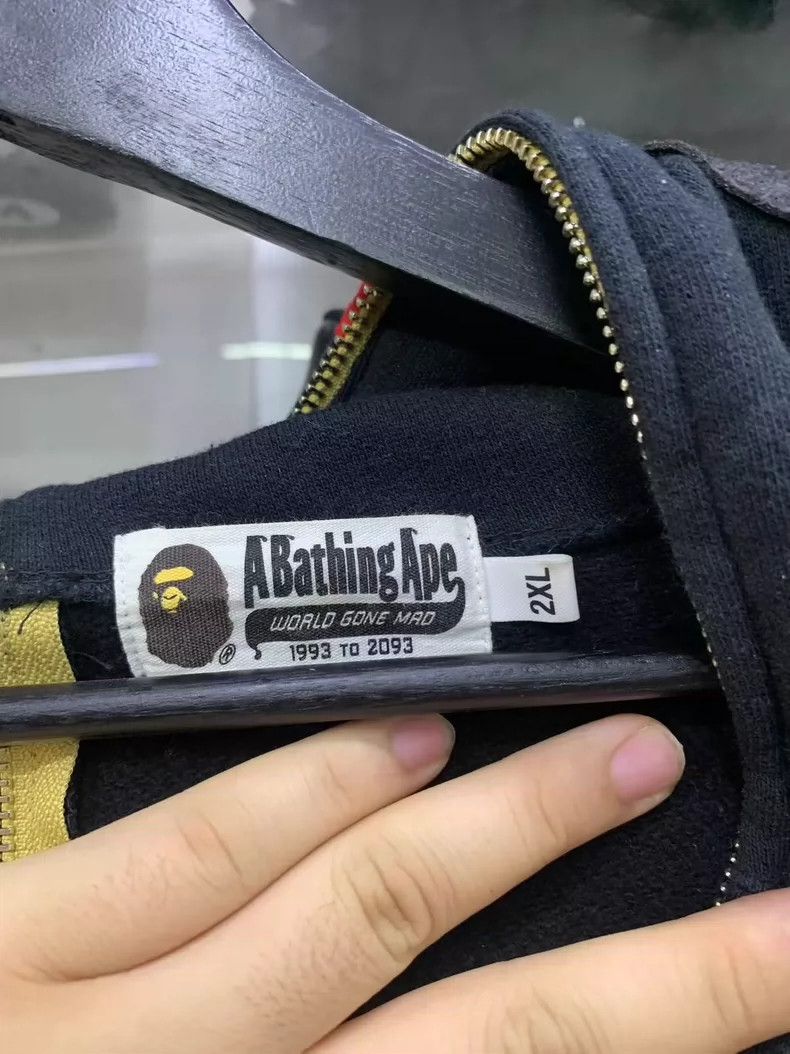 Bape Bape Black Yellow Camo Shark Hooded Jacket Size US XXL / EU 58 / 5 - 5 Thumbnail