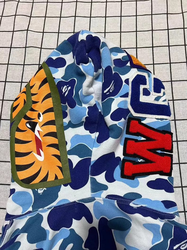 Bape BAPE Shark Camo Hoodie XXL Rare Size Size US XXL / EU 58 / 5 - 3 Thumbnail