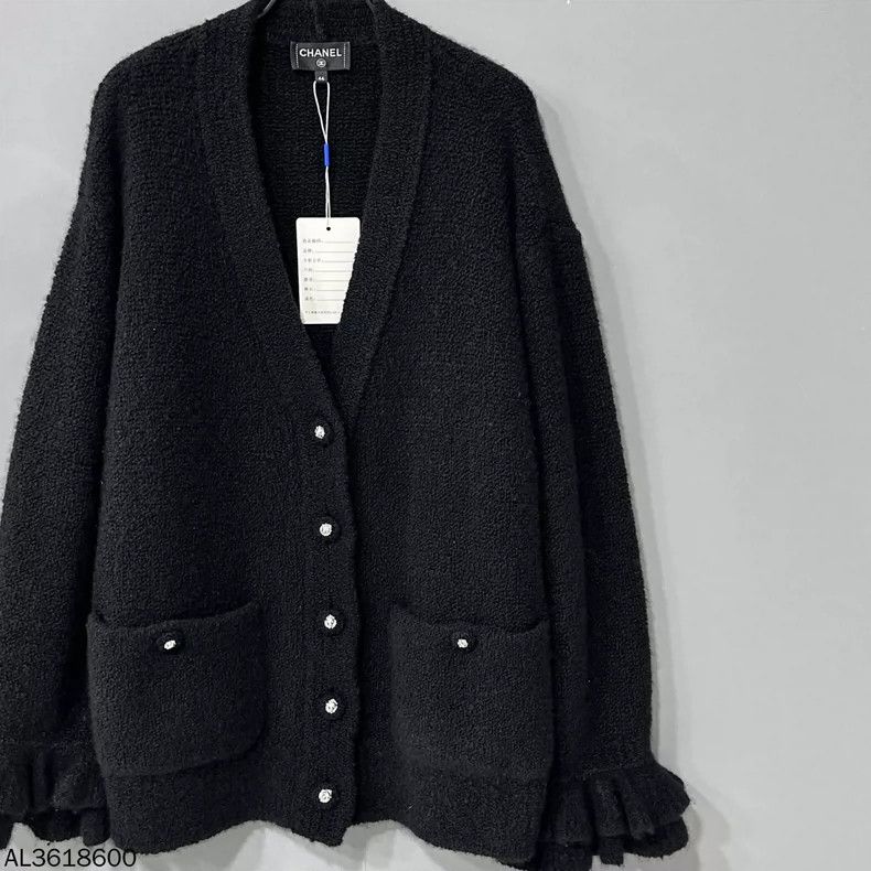 Chanel Black Lace Sleeve Cashmere Cardigan Size XL / US 12-14 / IT 48-50 - 2 Thumbnail