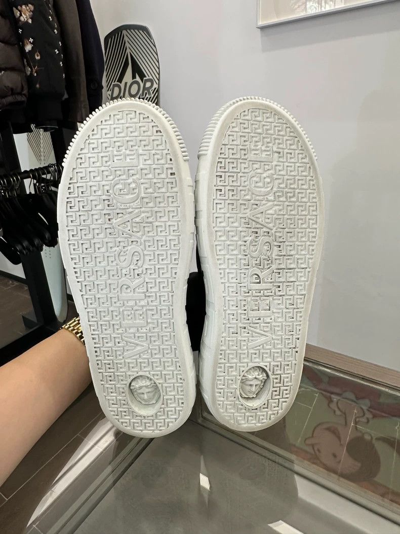 Versace Versace Black Medusa Slip-On Flat Shoes Size US 7 / IT 37 - 5 Thumbnail