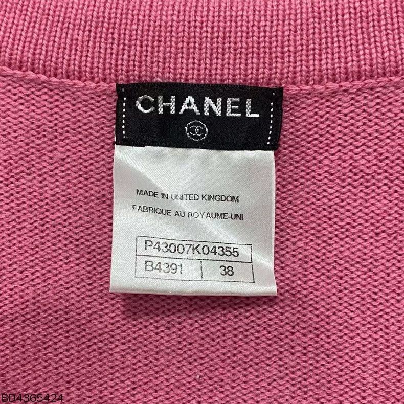 Chanel Pink Cashmere Cardigan by Chanel Size M / US 6-8 / IT 42-44 - 6 Thumbnail
