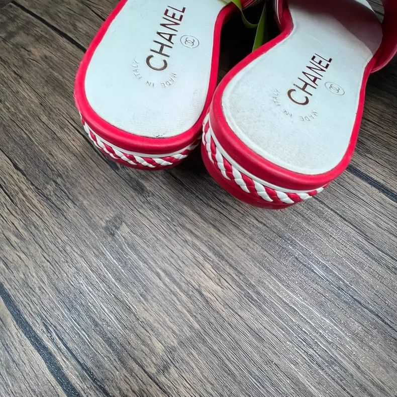 Chanel Chanel Red and White Striped Slippers Size US 6 / IT 36 - 3 Thumbnail