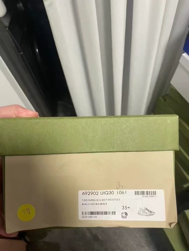 Gucci Gucci Colorful Chunky Logo Sneakers Size US 4 / IT 34 - 6 Thumbnail