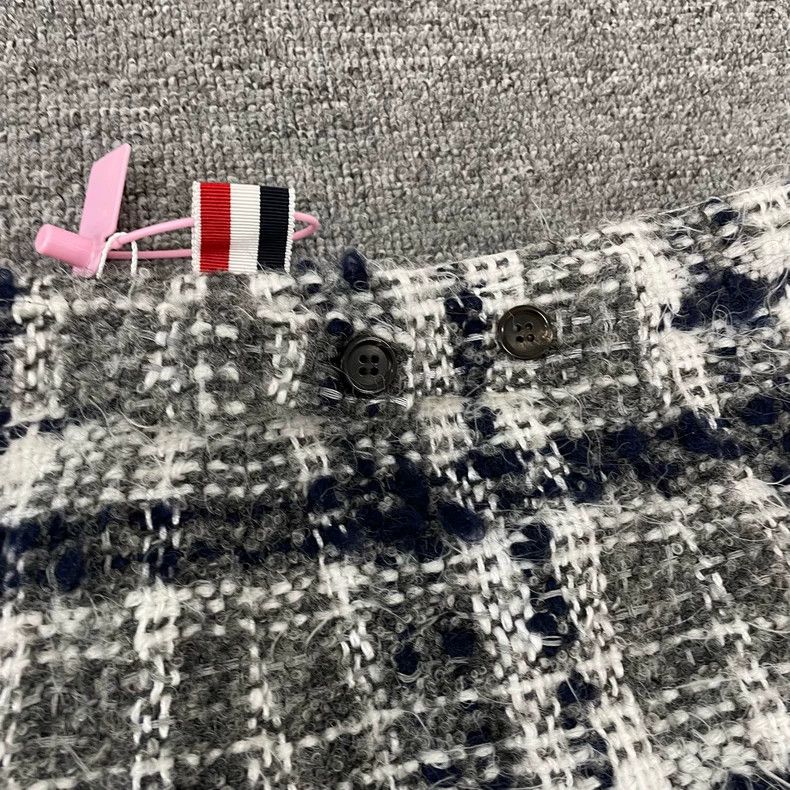 Thom Browne Thom Browne Knitted Short Skirt in Multi Color Size 40" / US 18 - 4 Thumbnail