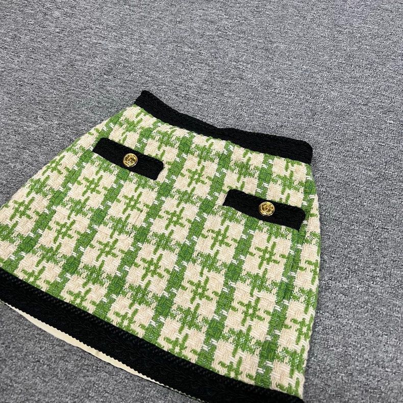 Gucci Gucci Wool Mini Skirt with Classic Design Size 36" / US 14 / IT 50 - 3 Thumbnail