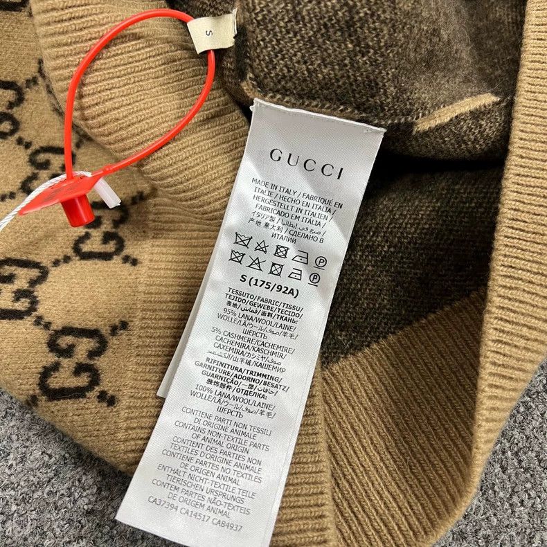 Gucci Gucci Monogram Wool Knit Cardigan Size S / US 4 / IT 40 - 6 Thumbnail