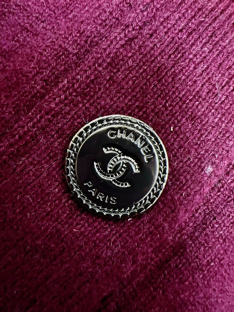 Chanel Chanel Burgundy Knit Cardigan with Logo Size S / US 4 / IT 40 - 4 Thumbnail