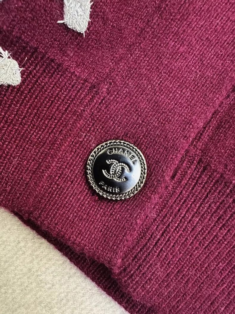 Chanel Chanel Burgundy Logo Knit Cardigan Size L / US 10 / IT 46 - 4 Thumbnail