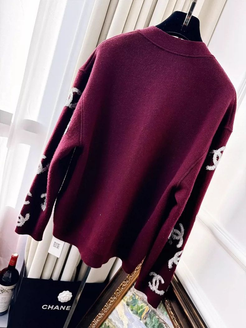 Chanel Chanel Burgundy Logo Knit Cardigan Size L / US 10 / IT 46 - 2 Thumbnail