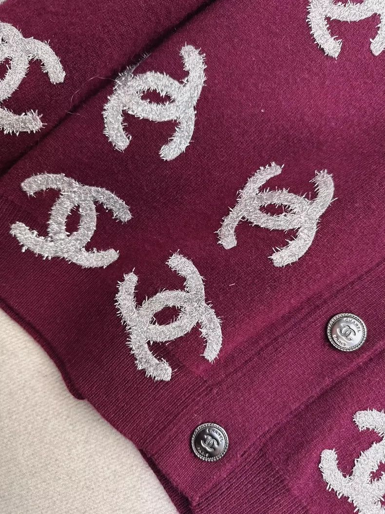 Chanel Chanel Burgundy Logo Knit Cardigan Size L / US 10 / IT 46 - 3 Thumbnail