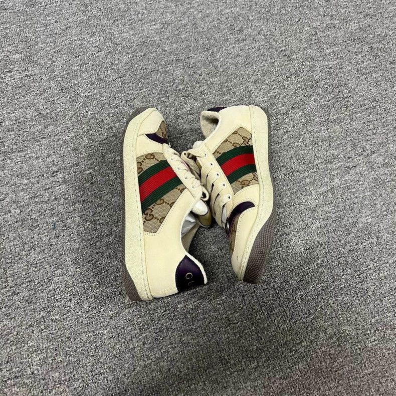 Gucci Gucci Classic Dirty Sneakers in Beige Color Size US 7 / IT 37 - 3 Thumbnail