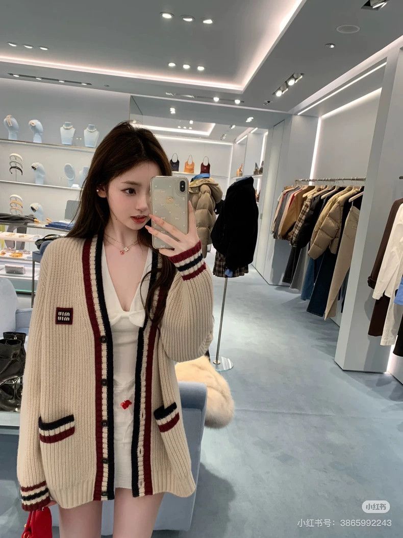 Miu Miu Miu Miu Early Spring Cardigan with Logo Size M / US 6-8 / IT 42-44 - 7 Thumbnail