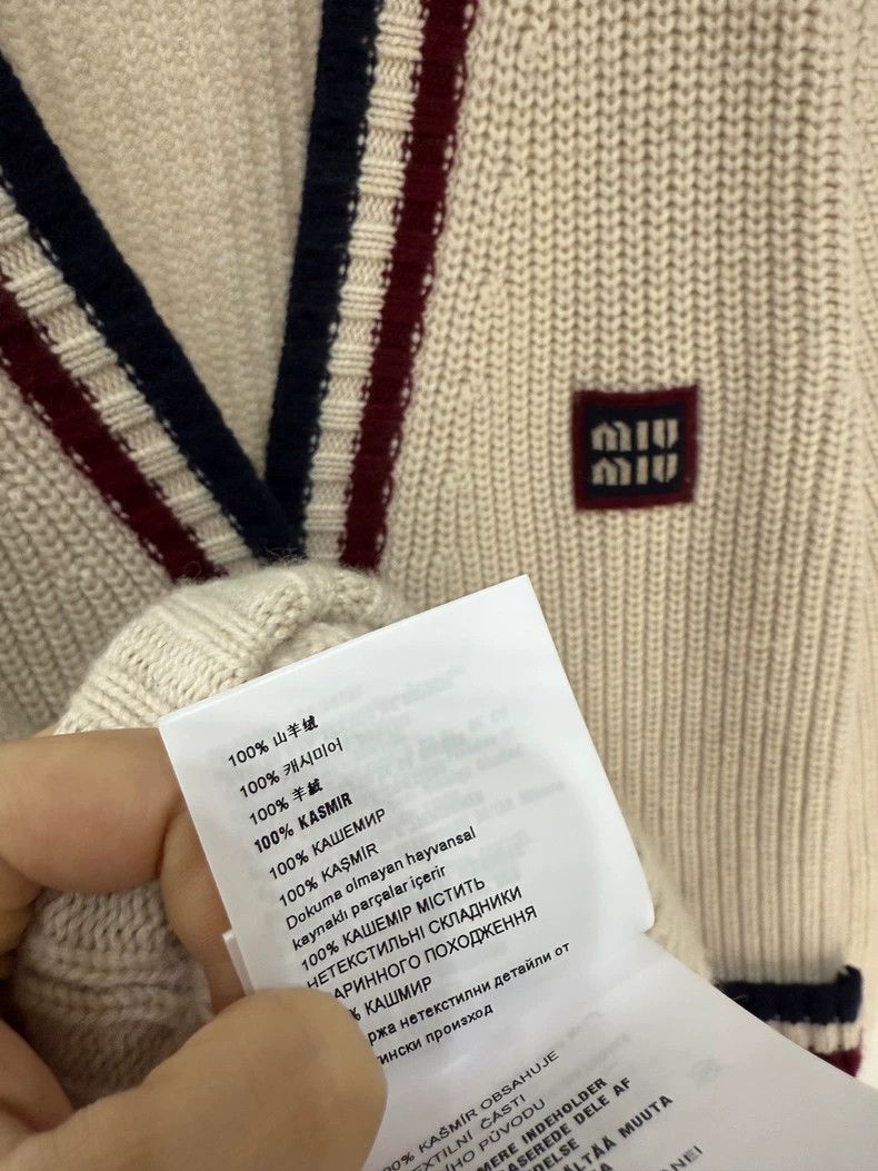 Miu Miu Miu Miu Early Spring Cardigan with Logo Size M / US 6-8 / IT 42-44 - 5 Thumbnail