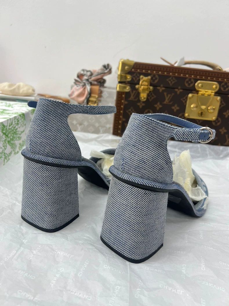 Miu Miu Miu Miu Denim Logo Heels Size 37.5 Size US 7 / IT 37 - 5 Thumbnail