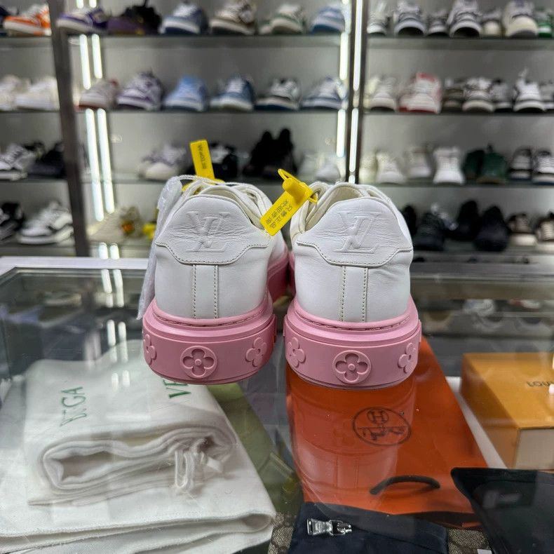 Louis Vuitton LOUIS VUITTON LV TIME OUT Pink Sneakers Size US 6 / IT 36 - 6 Thumbnail