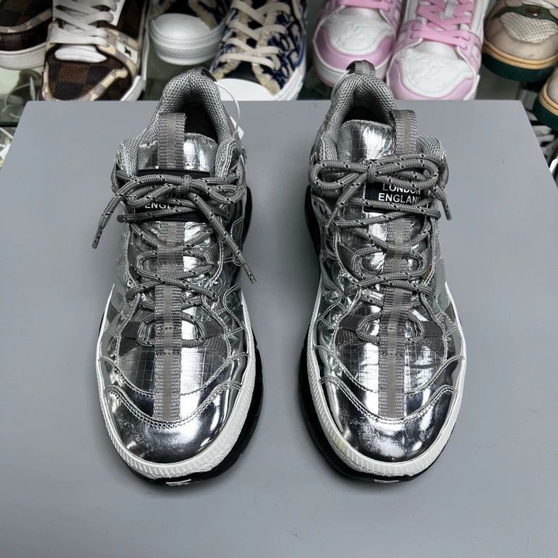 Burberry Burberry Silver Athletic Sneakers Size 39 Size US 9 / EU 42 - 6 Thumbnail